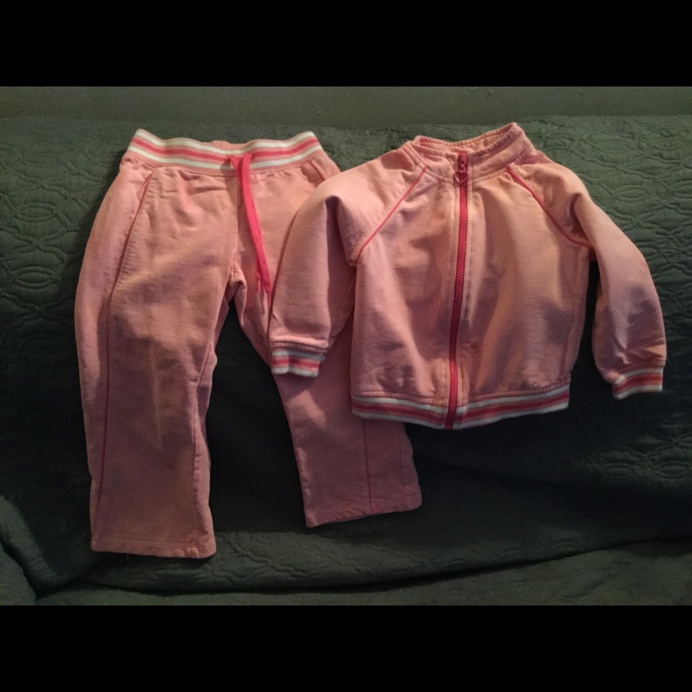 COPY - Toddlers sweat suit